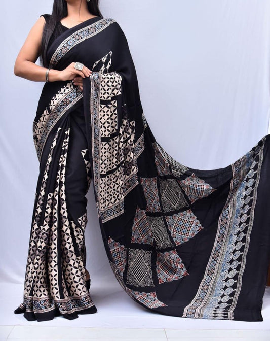 STYLISH BLACK COLOR DIGITAL PRINTED MUSLIN COTTON SILK SAREE