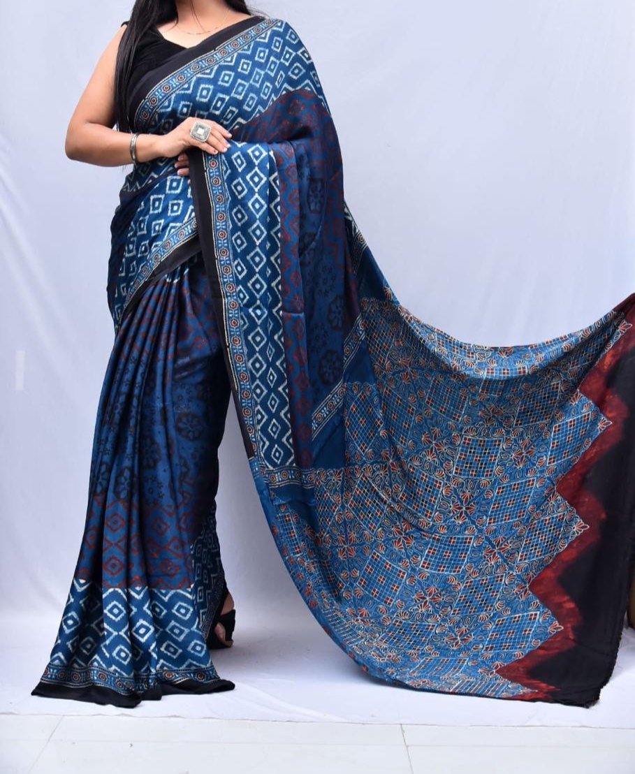 PRETTY DOUBLE COLOR COLOR DIGITAL PRINTED MUSLIN COTTON SILK SAREE