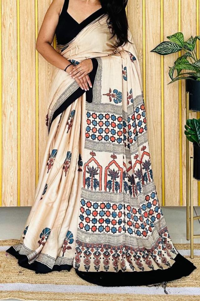 STYLISH CREAM WHITE AJRAKH PRINT SAREE