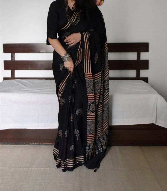 DARING BLACK COLOR AJRAK PRINTED MUSLIN COTTON SAREE