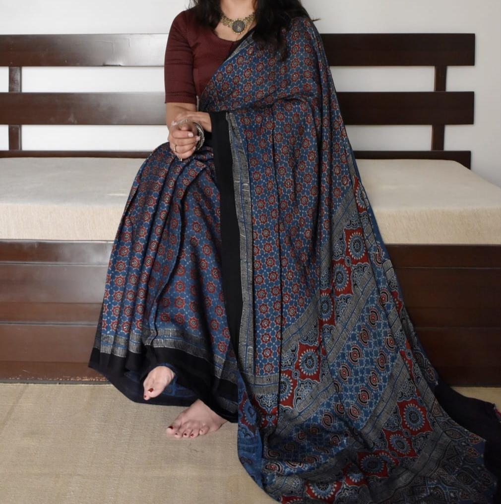 LUXE NEVY BLUE COLOR AJRAK PRINTED MUSLIN COTTON SAREE