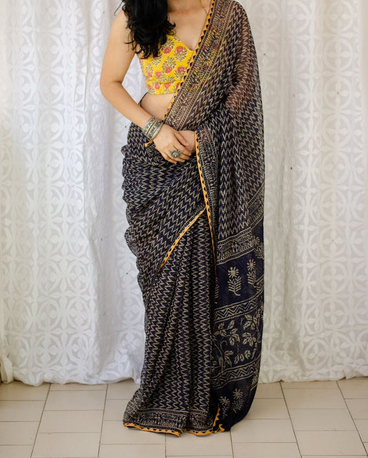 GRET BLACK COLOR AJRAK PRINTED KOTA DORIA SAREE