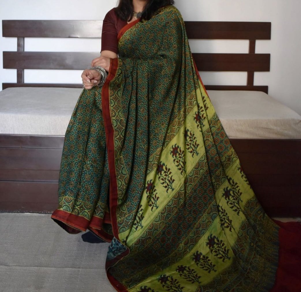 NATURAL GREEN COLOR AJRAK PRINTED MUSLIN COTTON SAREE