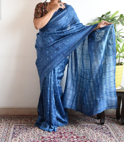 EXCLUSIVE BLUE PRINTED LINEN SAREE