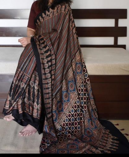 CLASSIC BLACK AJRAK PRINTED MUSLIN COTTON SAREE