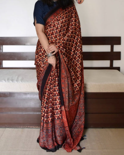 RED TRIANGE AJRAK PRINTED MUSLIN COTTON SAREE