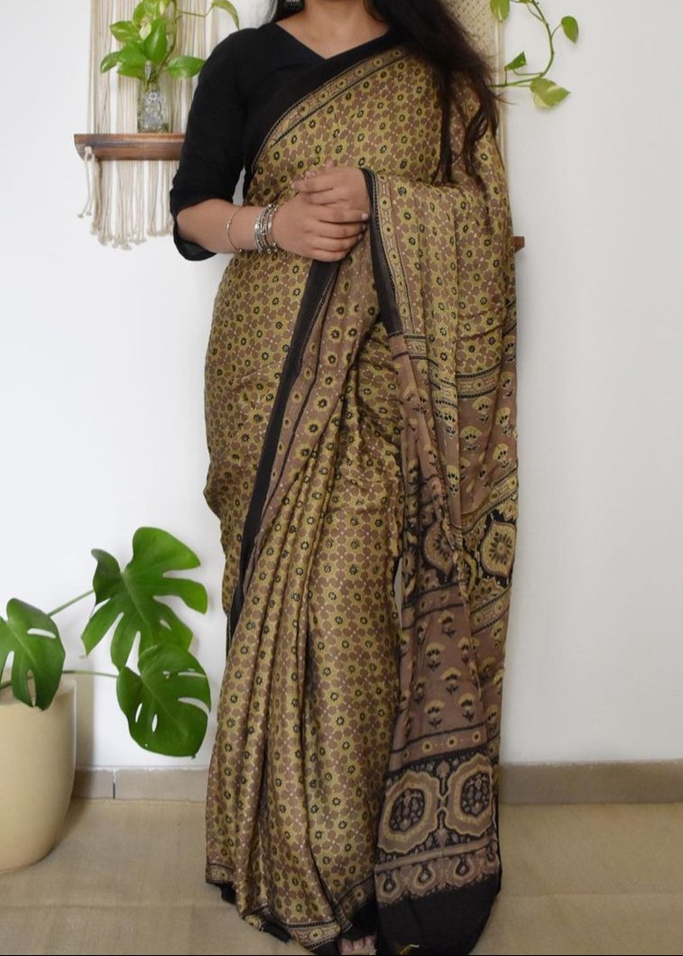 STYLISH MUSTURD AJRAKH DIGITAL PRINT SAREE