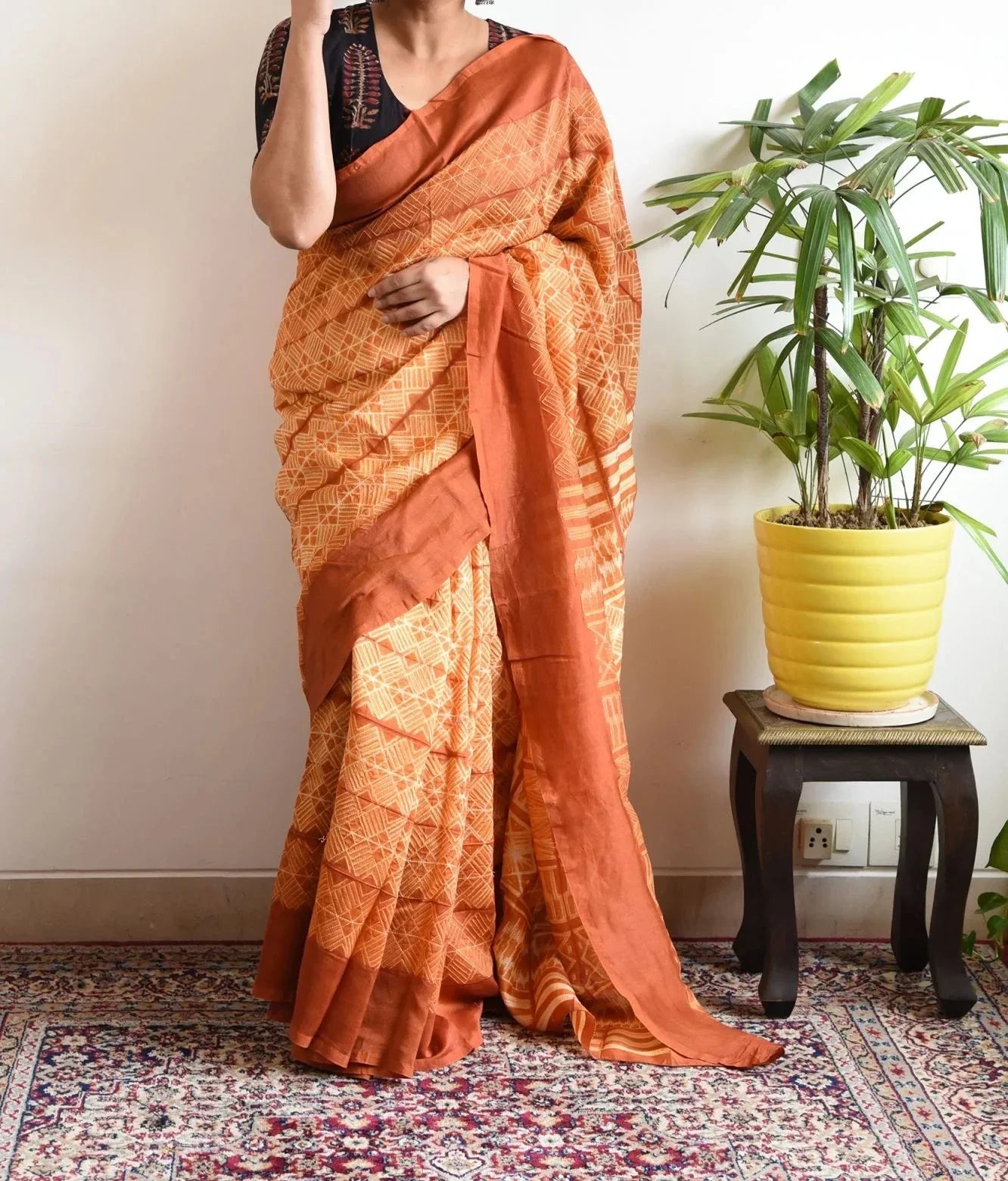 EXCLUSIVE ORANGE PRINTED LINEN SAREE